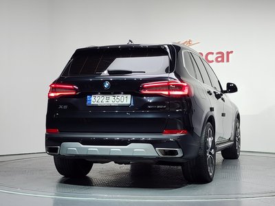 2023 BMW X5 photo 3