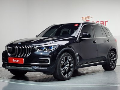 2023 BMW X5 photo 1