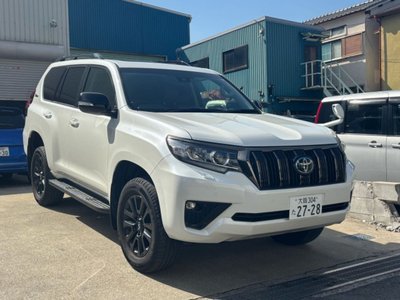 TOYOTA LAND CRUISER PRADO - 1
