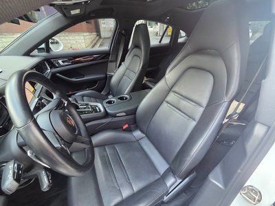 PORSCHE PANAMERA - 5