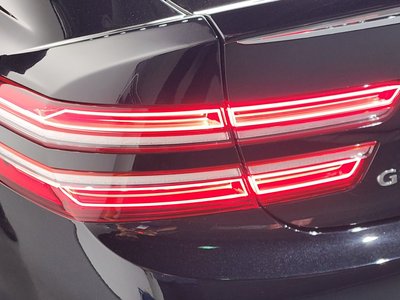 GENESIS G80 (RG3) - 10
