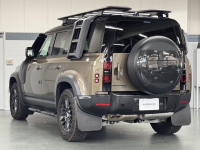 صورة 2 لـ 2021 LAND Rover DEFENDER