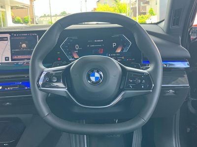 2024 BMW 5 SERIES — миниатюра 40