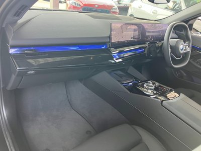 2024 BMW 5 SERIES — миниатюра 69