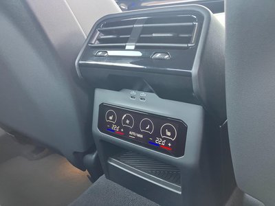 2024 BMW 5 SERIES — миниатюра 45
