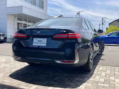 BMW 5 SERIES - 6
