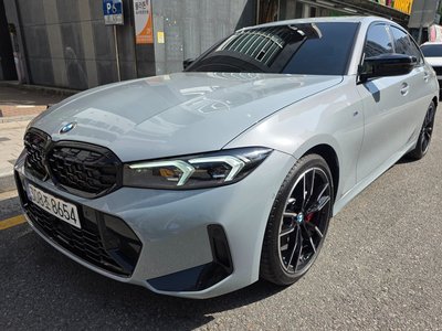 2026 BMW 3 SERIES photo 5