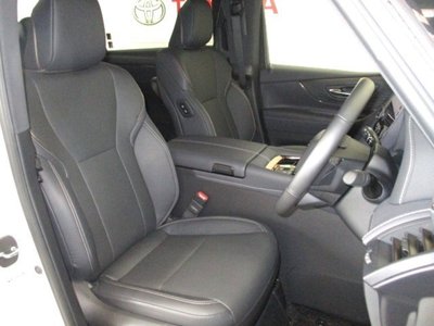 2023 Toyota ALPHARD — миниатюра 16