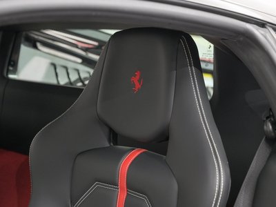 2016 Ferrari 488 GTB 缩略图 20