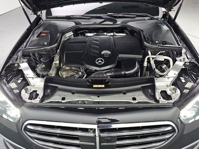 MERCEDES-BENZ E-CLASS - 7