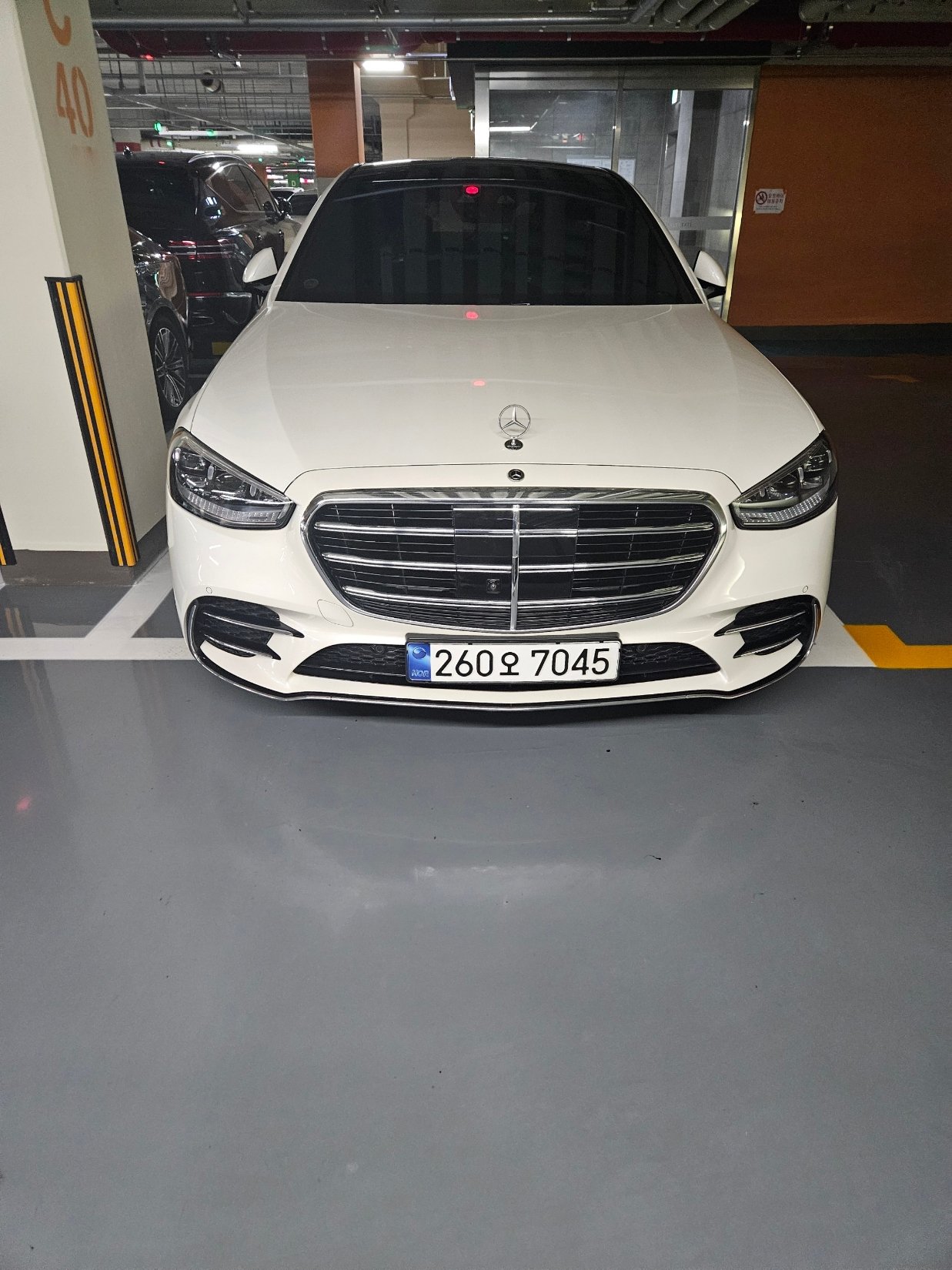 MERCEDES-BENZ S-CLASS - View 1