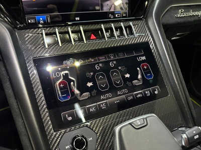 LAMBORGHINI URUS - 9