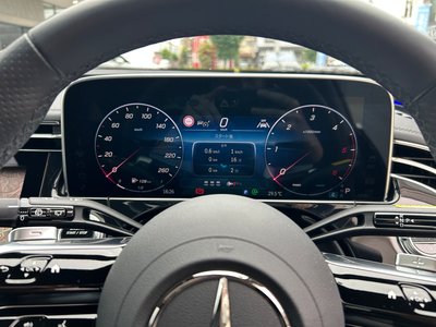 صورة مصغرة 13 لـ 2024 Mercedes-BENZ E-CLASS