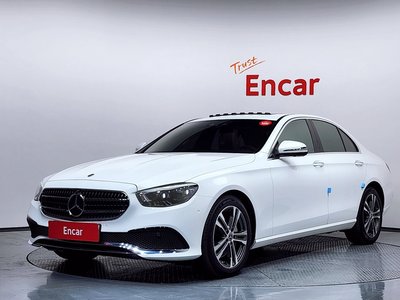 MERCEDES-BENZ E-CLASS - 1