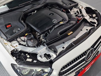 MERCEDES-BENZ E-CLASS - 7