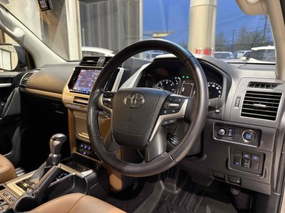 TOYOTA LAND CRUISER PRADO - 5