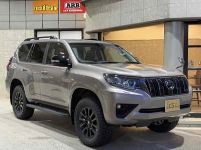 TOYOTA LAND CRUISER PRADO - 1