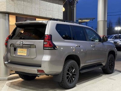 TOYOTA LAND CRUISER PRADO - 3