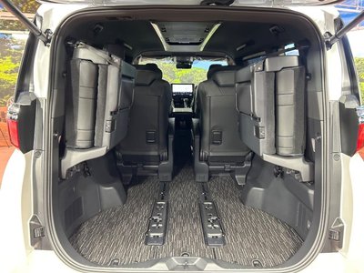 TOYOTA ALPHARD - 10