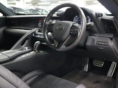 صورة مصغرة 14 لـ 2018 Lexus LC