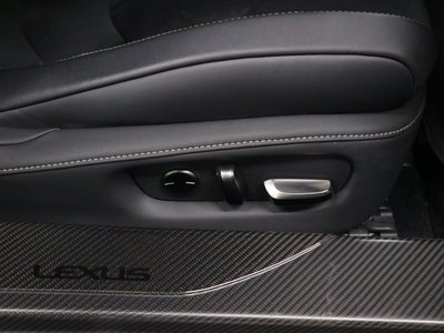 صورة مصغرة 46 لـ 2018 Lexus LC