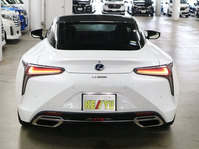 صورة 10 لـ 2018 Lexus LC