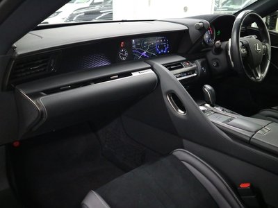صورة مصغرة 19 لـ 2018 Lexus LC