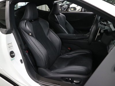 صورة مصغرة 16 لـ 2018 Lexus LC