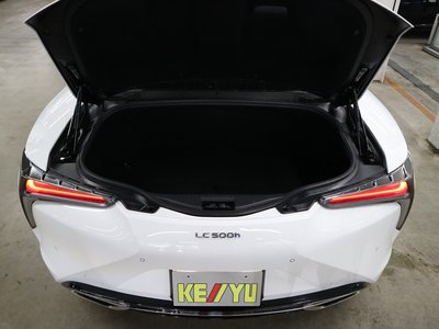 صورة مصغرة 21 لـ 2018 Lexus LC