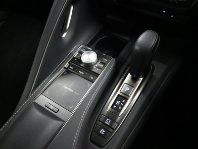 صورة مصغرة 30 لـ 2018 Lexus LC