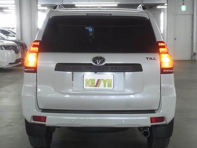 TOYOTA LAND CRUISER PRADO - 10