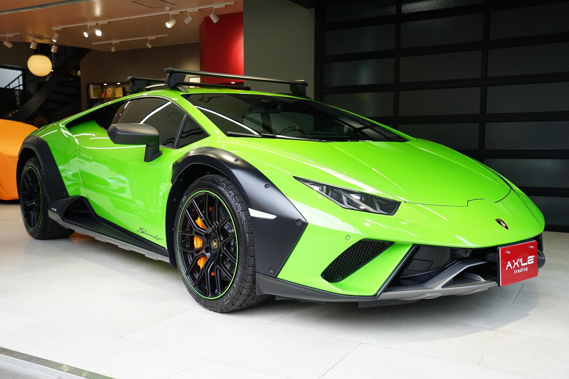 LAMBORGHINI HURACAN - View 1