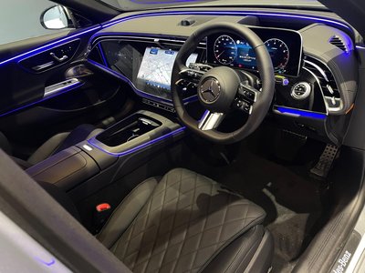 MERCEDES-BENZ E-CLASS - 2