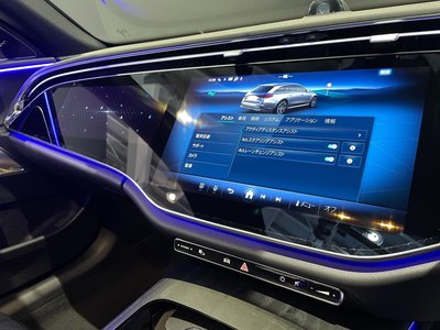 MERCEDES-BENZ E-CLASS - 7