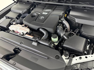 2024 Toyota LAND CRUISER 300 — миниатюра 43