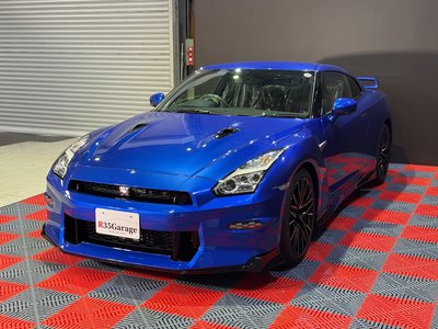 NISSAN GT-R - 10