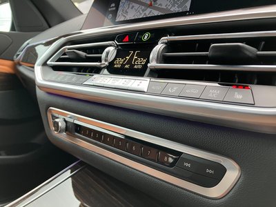2021 BMW X5 — миниатюра 21