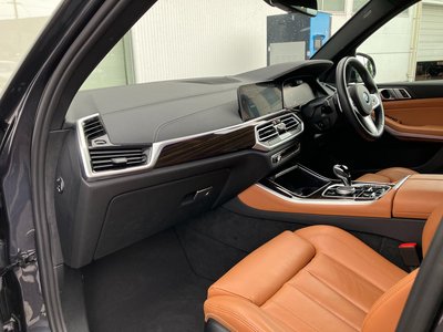 2021 BMW X5 — миниатюра 38