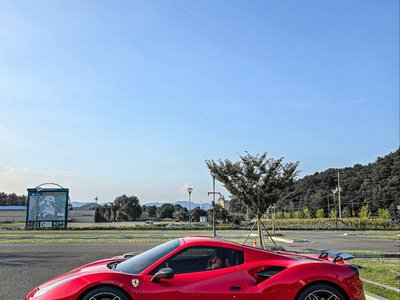 FERRARI 488 SPIDER - 4