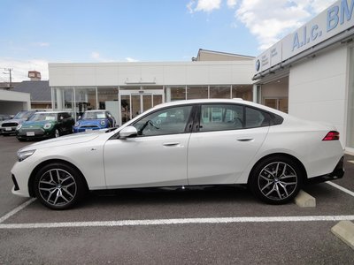 BMW 5 SERIES - 5