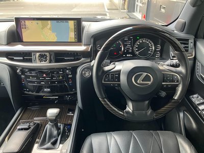 LEXUS LX - 6
