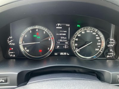 LEXUS LX - 7