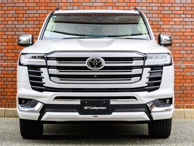 TOYOTA LAND CRUISER 300 - 3