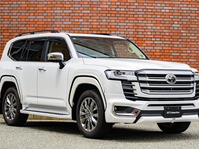 TOYOTA LAND CRUISER 300 - 1