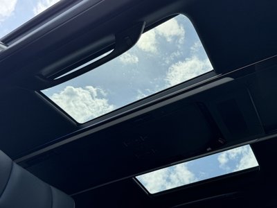 TOYOTA VELLFIRE - 4