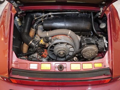 PORSCHE 911 - 9