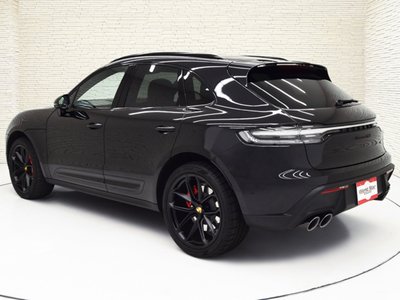 PORSCHE MACAN - 2