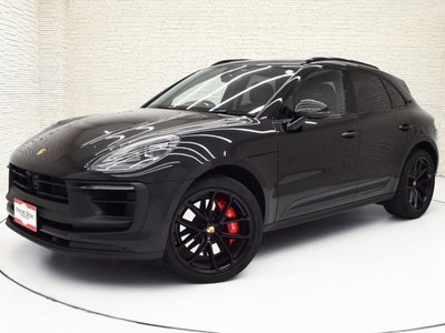 PORSCHE MACAN - 3