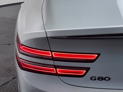 GENESIS G80 (RG3) - 10