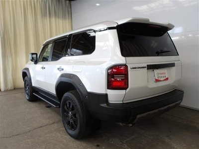 TOYOTA LAND CRUISER 250 - 3